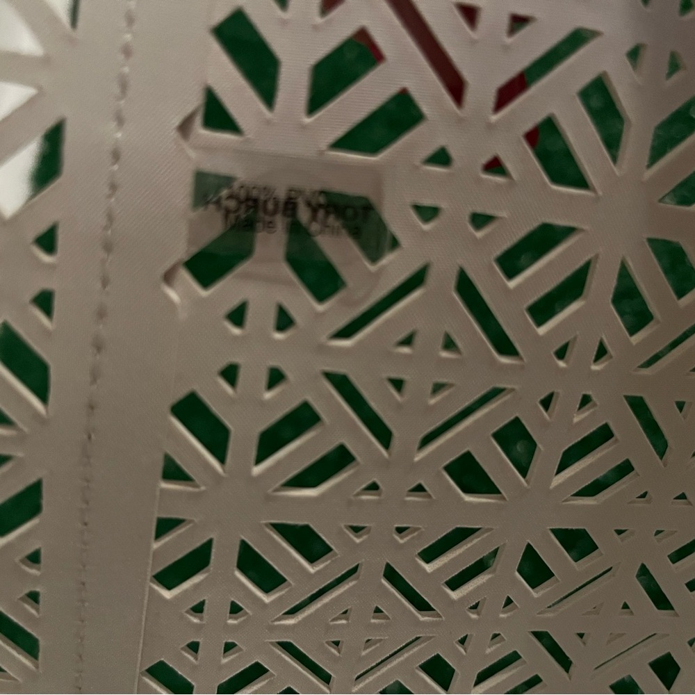 Tory Burch White Laser-Cut Tote Bag - Picture 3 of 8